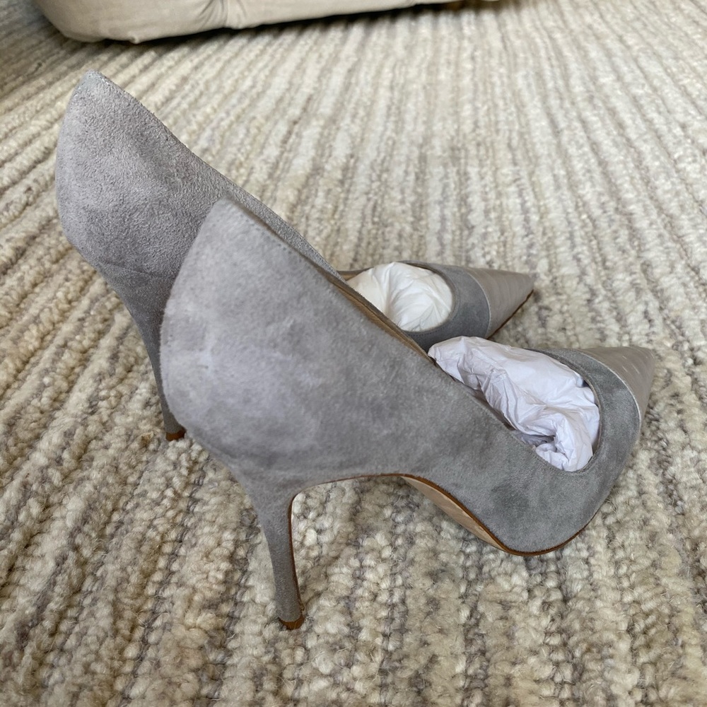💕Manolo Blahnik BB Suede Pointed Heel - Picture 2 of 7